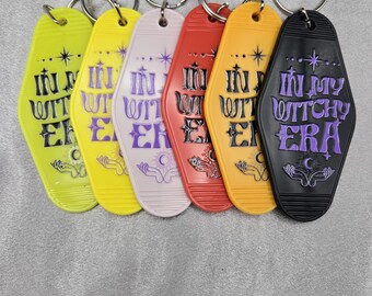 Witchy Era Motel-sleutelhanger: retro heidens spiritueel cadeau