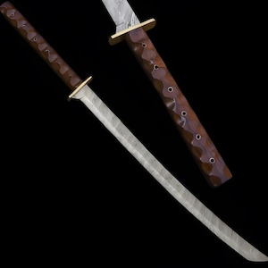 Handmade Damascus Steel Katana Sword with leather sheath - The Perfect Personalized Christmas Gift for Collectors and Enthusiasts