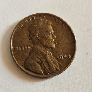 1944 Lincoln Penny with small error