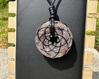 Rodin-hanger orgonite spiraal