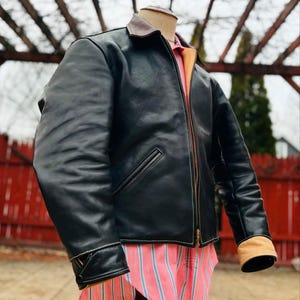Oversized Black Cowhide Leather Bomber Jacket: Men&#39;s Streetwear