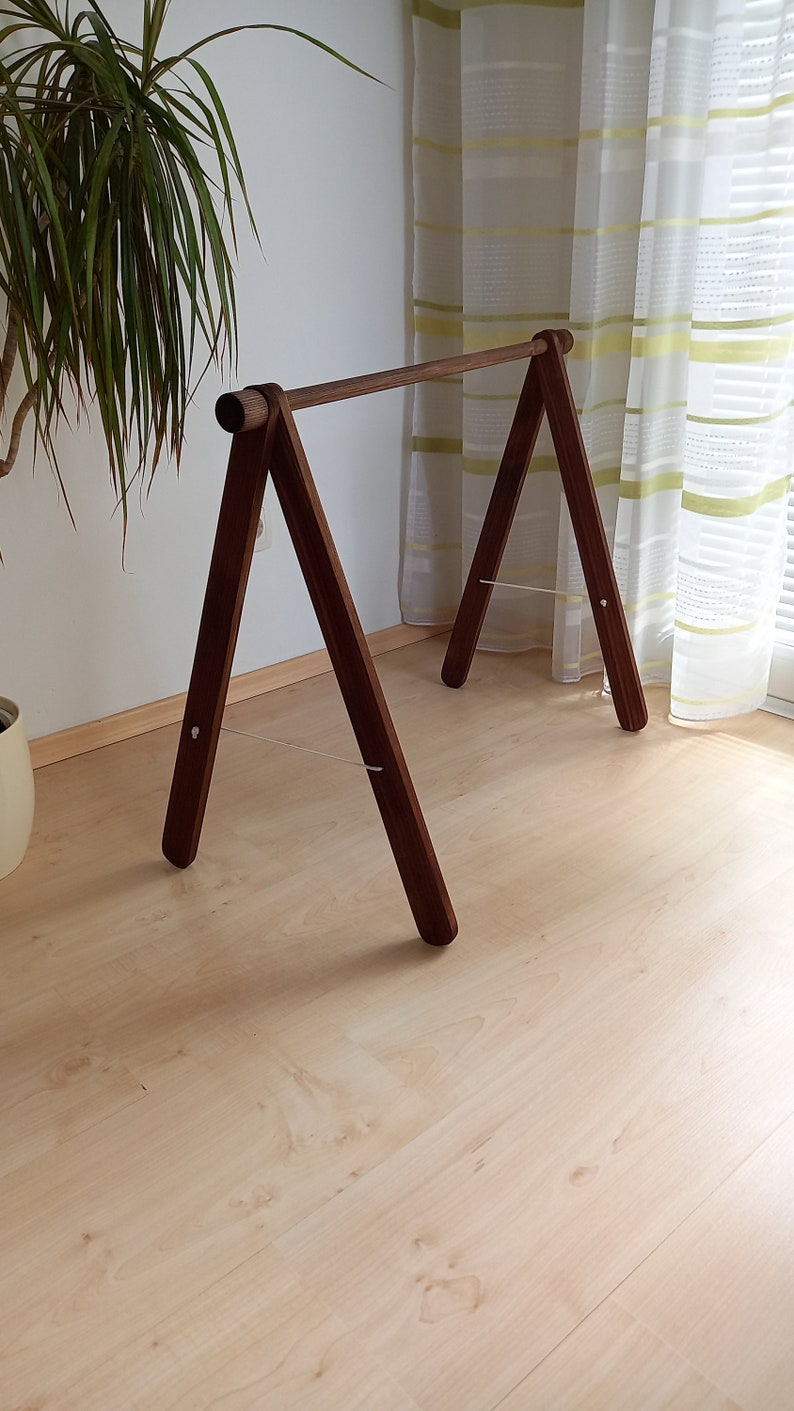 Babygym, houten babyspeelgym Walnut