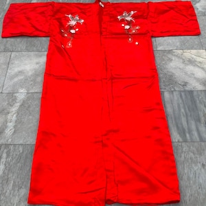 1950s Antique Chinese Silk Robe, Floral Robe, Kimono Hand Embroidery Robe, Red Handmade Robe, Unisex Silk Robe, Chinese Jacket 132 x 63 cm