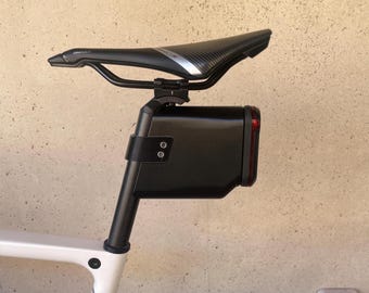 Toolbox aero [SEATPOST] avec support Garmin Varia 515