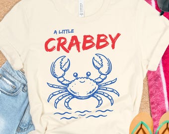 Immagine PNG di un granchio divertente, design per maglietta da spiaggia con un piccolo granchio, grafica per vacanze al mare, file di trasferimento DTF per Cricut
