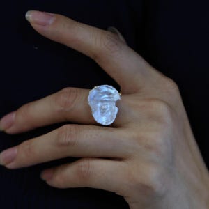 Unique Gold Tone Floral Ring with Baroque Pearl, Delicate Pearl Ring for Women, Handmade Elegant Jewelry, Flower Theme Gift for Wedding