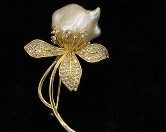 Handmade Lily Flower Inspired Brooch, Gold Large Baroque Pearl Statement Pin, Artistic Floral Jewelry