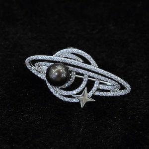 Dainty Tahitian Black Pearl Brooch with Silver Saturn Design, Handmade Star Theme Jewelry for Women, Elegant Pin for Wedding Gift