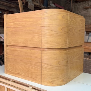 Single Curve Floating Vanity, Free-Standing Vanity, Floating sink vanity, Floating Vanity, Floating White Oak Vanity , Handmade Wood Vanity,