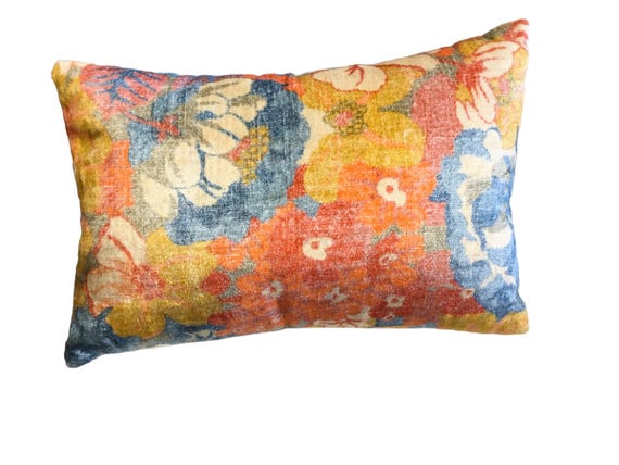 floral lumbar pillows