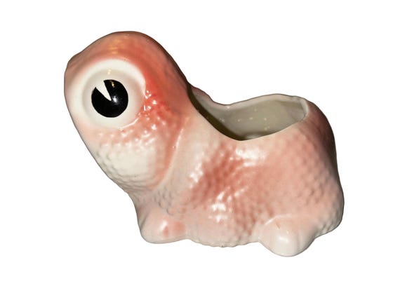 hobnail frog cachepot