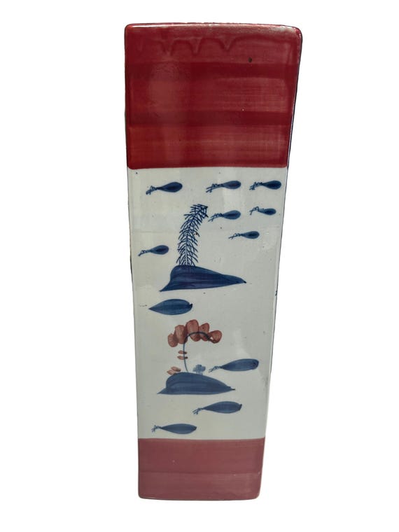 asian hand painted vase View 3