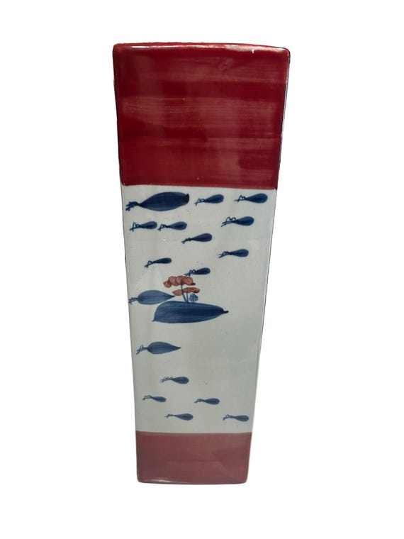 asian hand painted vase View 4