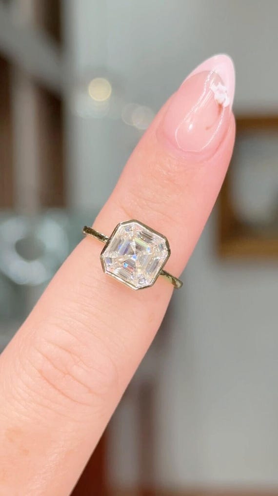 3.00 CT アッシャーカット モアッサナイト エンゲージリング、ベゼル