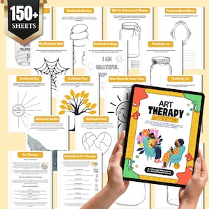 Puede incluir: Una tableta digital que muestra un gráfico colorido de dos personas sentadas en sillas con flores. El texto en la tableta dice "Actividades de arteterapia" y "Hojas de trabajo de arteterapia para la escuela de salud mental". La tableta está rodeada de 15 hojas de trabajo imprimibles para actividades de arteterapia.