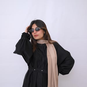 Flowing Nidah Abaya: Elegant Full-Length Dress