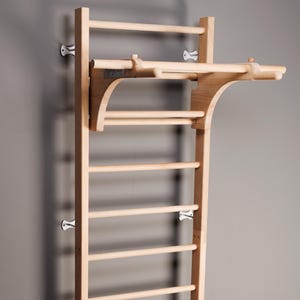 Schwedische Sprossenwand aus massiver Eiche - 225 cm Turnleiter