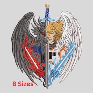 Puede incluir: Diseño bordado que muestra una imagen dividida de una figura oscura con forma de dragón con un sable de luz rojo y un guerrero alado con una espada azul. El texto "8 Sizes" está en rojo en la parte inferior.