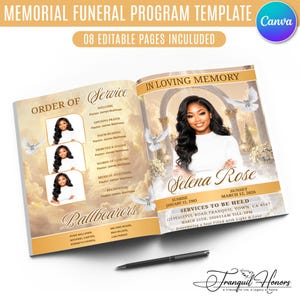Può includere: Un modello di programma funebre commemorativo con otto pagine modificabili caratterizzato da uno schema di colori oro e bianco. Il design include testi come In Loving Memory, Order of Service e Pallbearers, insieme a immagini di una persona e colombe bianche.