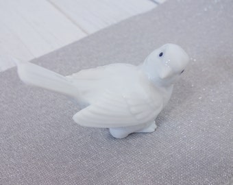 Otagiri ? OMC Vintage Sparrow Bird Porcelain Ceramic White Bird - Cute Beautiful