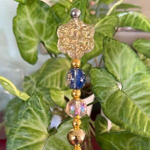 Beaded Pokey Tool: Gold Flower Accent, Handmade Craft Tool
