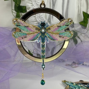 Cross Stitch Kit Dragonfly Elegance, cross stitch insect pattern embroidery, embroidery DIY colorful Dragonfly, embroidery on plastic base