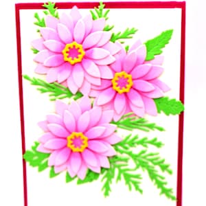 Handgemachte Muttertagskarte – Dimensionale rosa Blumen mit grünem Laub – Elegantes geschichtetes Papierblumen-Design – Muttertagsnotiz innen
