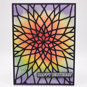 Geburtstagskarte mit Buntglas-Look, handgefertigt mit Regenbogen-Tinte Hintergrund und aufwendiger schwarzer Überlagerung