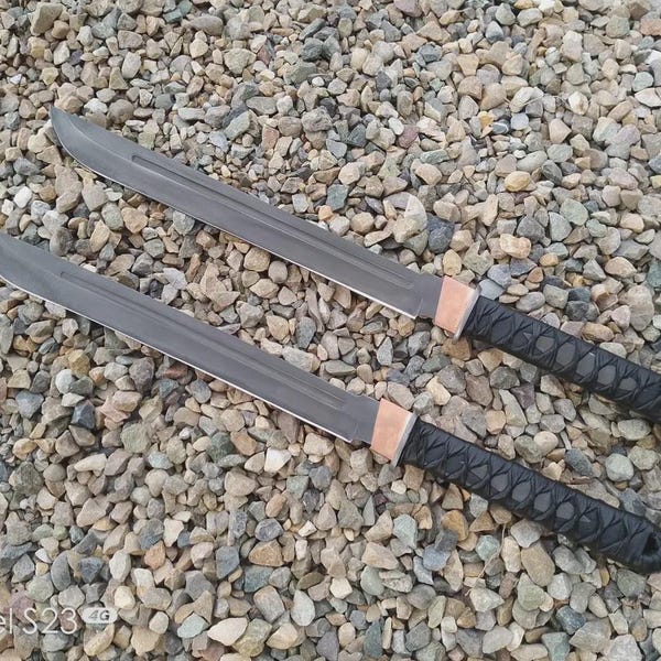 Handmade Wakizashi Japanese Sword: K110 Bohler Steel, Leather Wrapped Handle