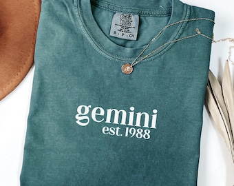 Comfort Colors® Custom Horoscope Minimalist Shirt, Gemini est, Gift For Gemini Cancer Libra Scorpio, Zodiac Astrology Horoscope Garment-Dyed