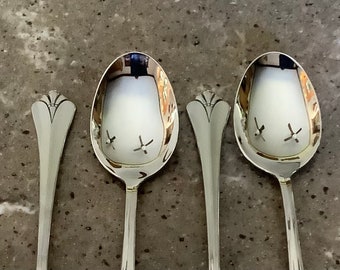 Vintage Oneida Community Royal Flute Silverplate Soup Spoon 4 Piece Set