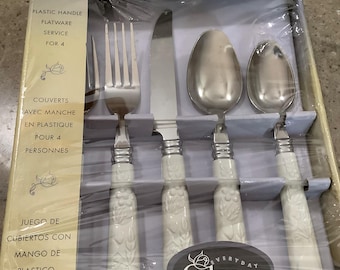 Gibson Fruit Stainless 20 Piece Flatware Set NIB Fruitful Pattern