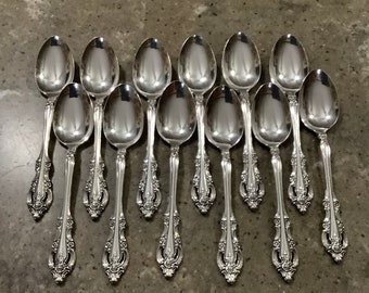 Vintage Oneida Silver Artistry Teaspoon Silverplate 12 Piece Flatware Set