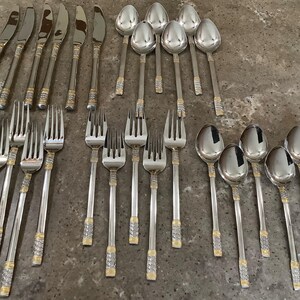 WALLACE SILVERSMITHS スプーン6本セット Wallace Silversmiths 18/8 Stainless Gold Tassel Pattern