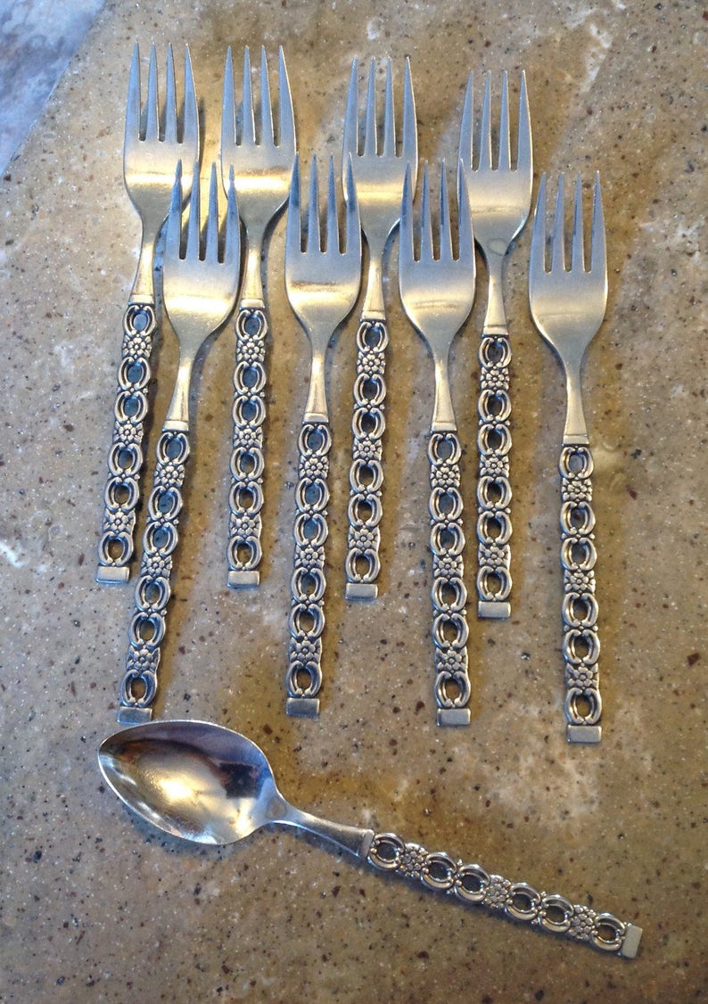 Vintage Oneida Applique Stainless Flatware Salad Fork 8 Piece Filler Set