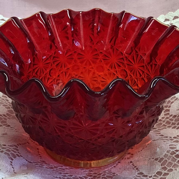 Vintage Ruby Red Amberina Glass Daisy Button Art Glass Crimped Candy Dish Vase