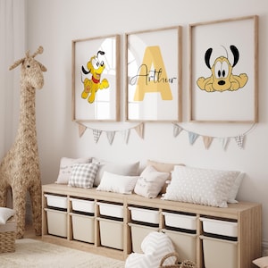Set di 3 stampe da parete personalizzate Baby Pluto, con nome personalizzato, decorazione per cameretta dei bambini, personaggio Disney, cane, cucciolo, cameretta, arte digitale stampabile.