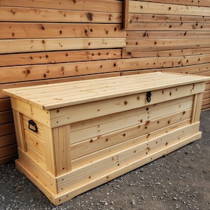 Farmhouse Storage Box PDF Plan – Easy DIY Storage Chest – Instant Download