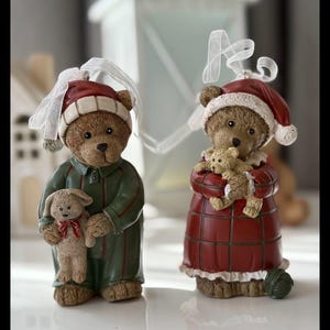 Christmas Teddy Bear Ornament – Vintage Style Holiday Figurine with Plush Toy, Hanging Polystone Decoration (12×6.5 cm) – Choose Your Design image 2