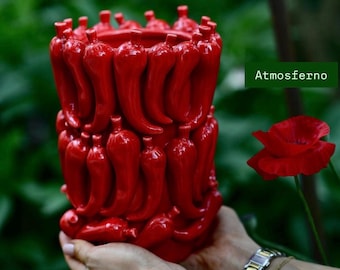 Red Ceramic Chili Vase – Bold Glazed Pepper Flower Vase – 22x15 cm – Eye-Catching Kitchen or Dining Room Decor