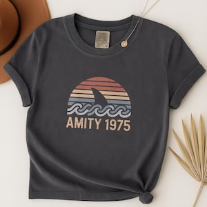 Jaws Amity Island 1975 Shirt, 50th Anniversary Movie Tee, Vintage Retro Shark T-Shirt, Unisex Great White Fan Gift, Quint&#39;s Fishing Tshirt
