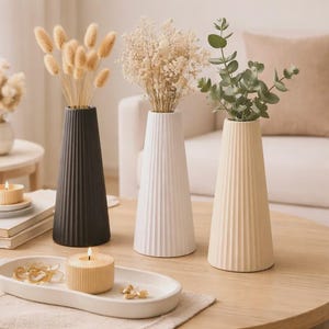 Skandinavische Vase mit Riffelstruktur | Geschenk Idee | Keramik Design  | Modern Lackiert | Minimalistisch Elegant