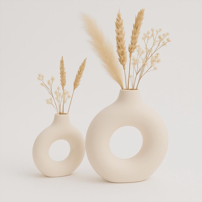 Donut Vase Keramik Design | Moderne Deko in Beige Schwarz Weiß | Skulpturale Vase Boho Stil | Geschenk für Frauen | Handmade Wohnaccessoire bild 8