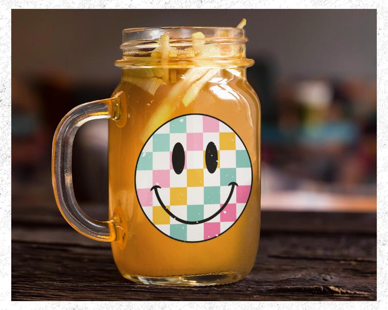 Retro Smiley Face SVG Bundle – 20 Distressed Groovy Checkered Daisy PNG ...