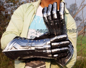 Handgefertigte Mittelalter Panzerhandschuhe - Schaukampftaugliche Stahlhandschuhe LARP & Cosplay Stahlhandschuhe - Authentische Ritter-Rüstung