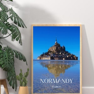 Póster de viaje del Mont Saint Michel / Impresión artística de pared de Normandía, Francia / Decoración de paisaje francés / Obra de arte de viaje de estilo vintage para el hogar