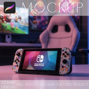 Peut inclure: Une console Nintendo Switch avec des manettes à motifs et le logo Nintendo Switch sur l'écran. Les manettes présentent un motif à carreaux bleu clair et blanc avec des images de dessins animés. Le mot "MOCKUP" est en haut.