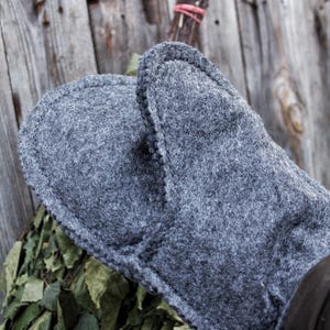 Handmade Felt Mitten for Sauna Heat Protection | Natural Wool Spa Accessory Gift