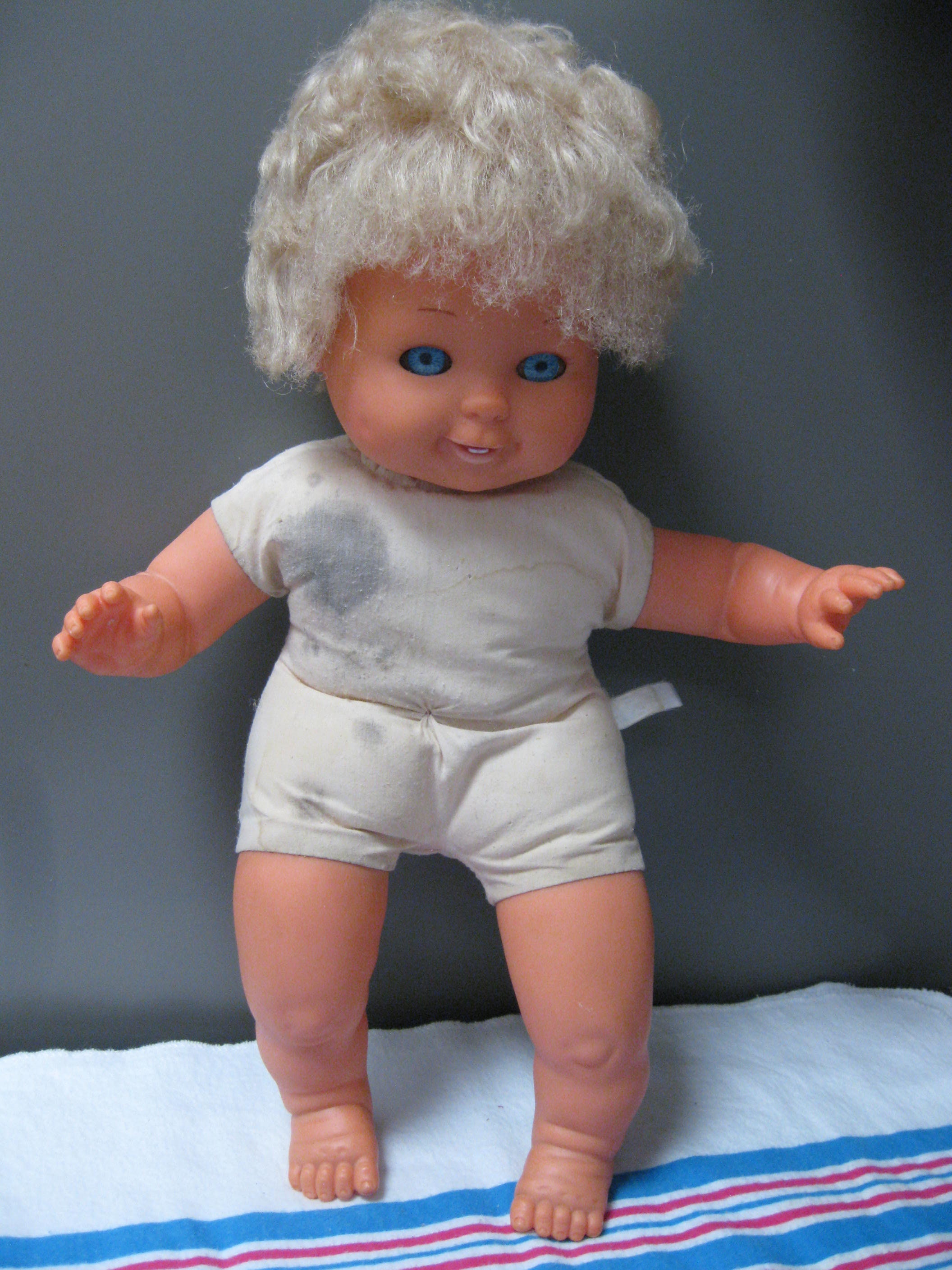 Tiny tears doll 1989 hotsell