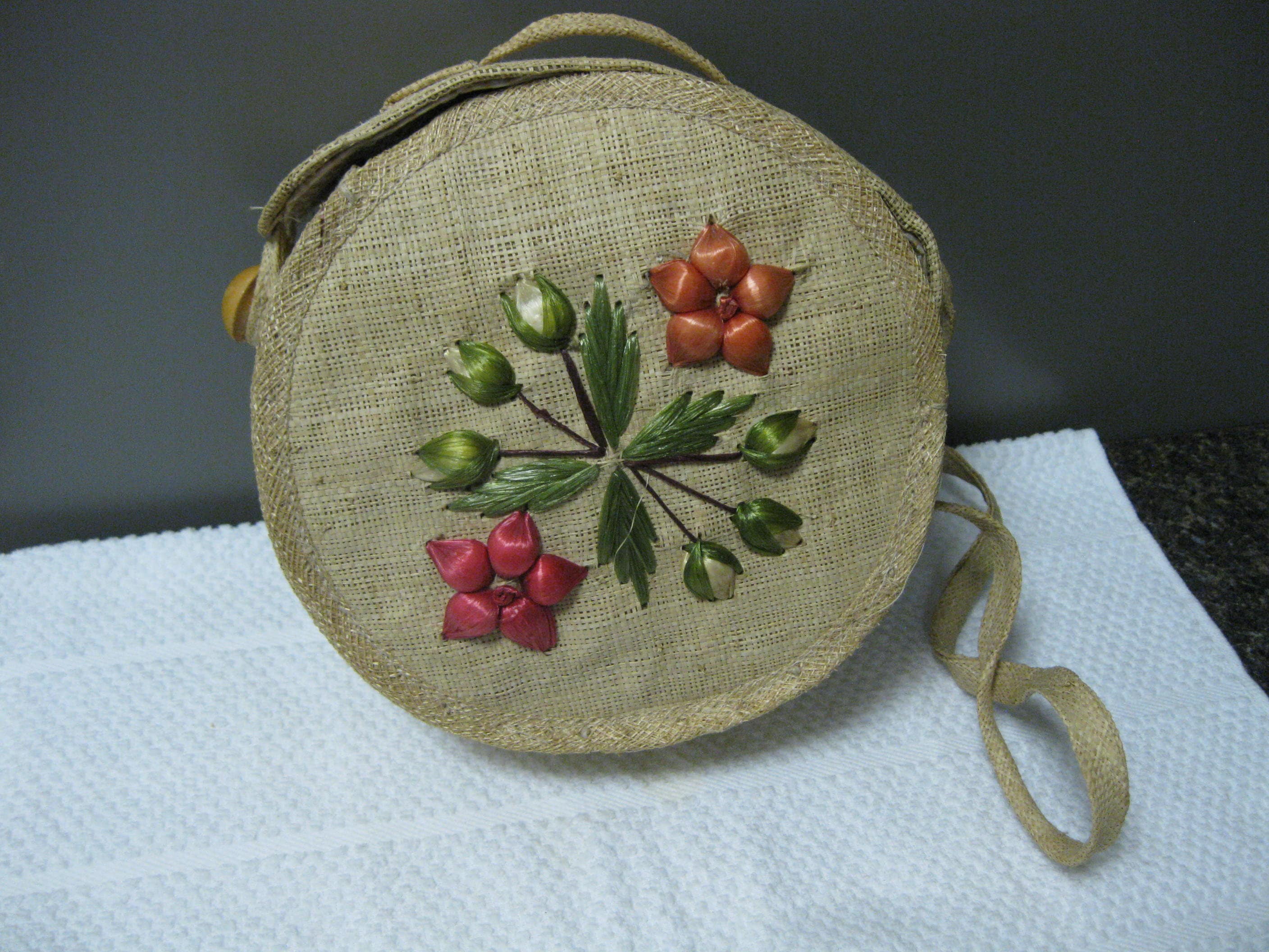 Sold at Auction: Vintage Bags By Whidby, Inc. Adel, GA. Floral